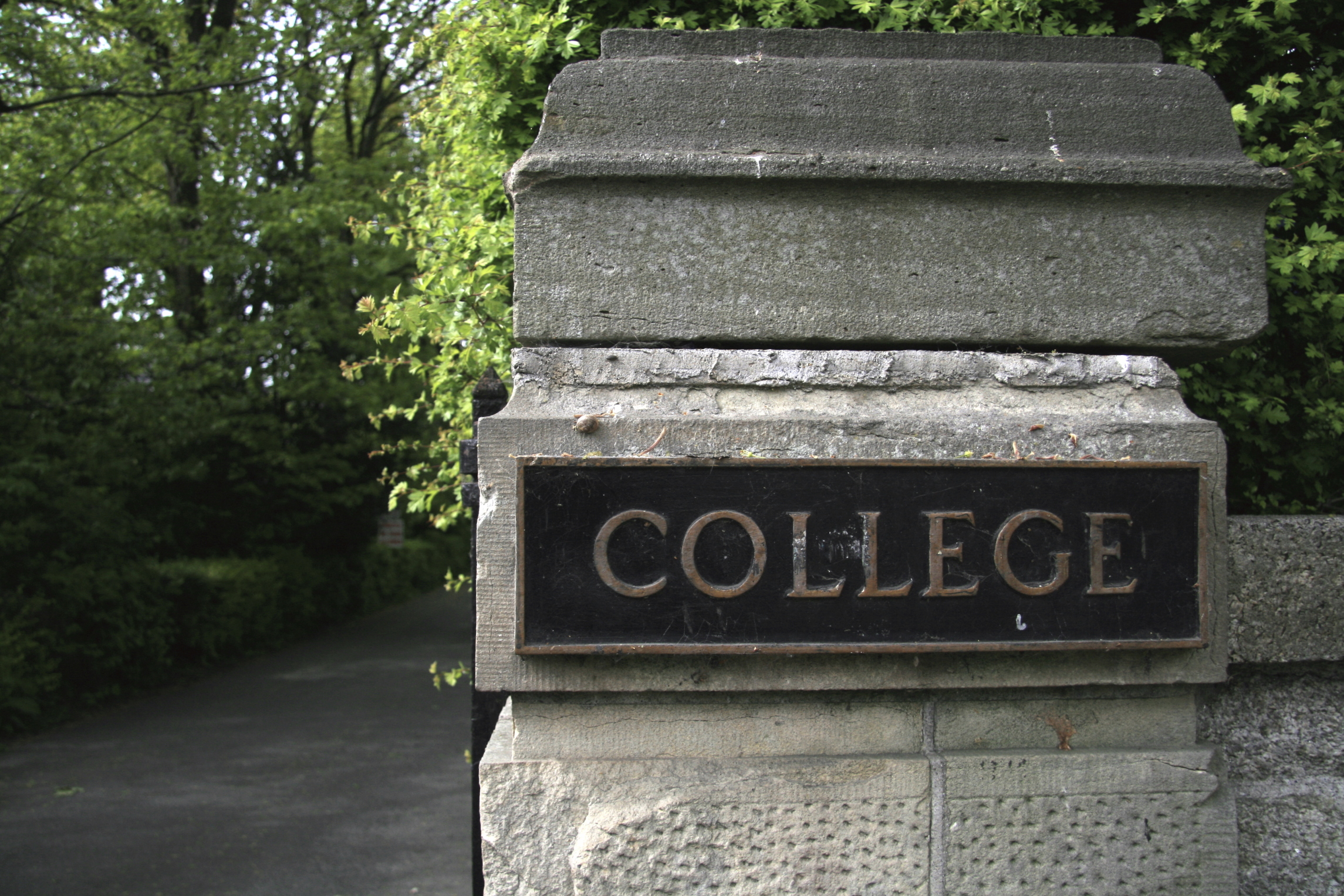 Campus - college sign-89467868